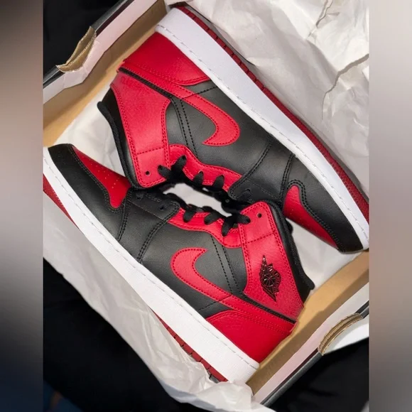 Jordan Sneakers in Red and Black - Picture 7 of 7